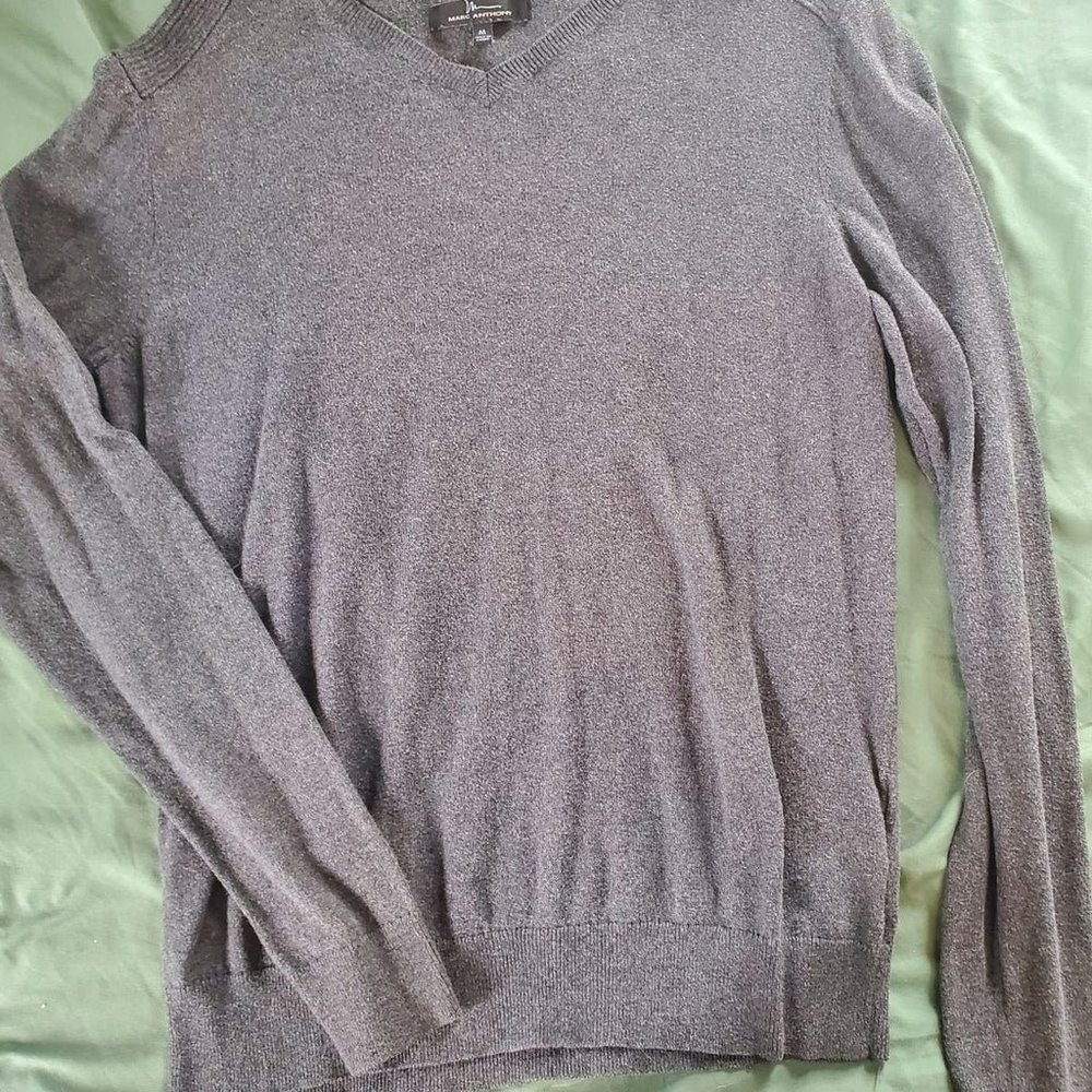 Sweater with cute shoulder detail